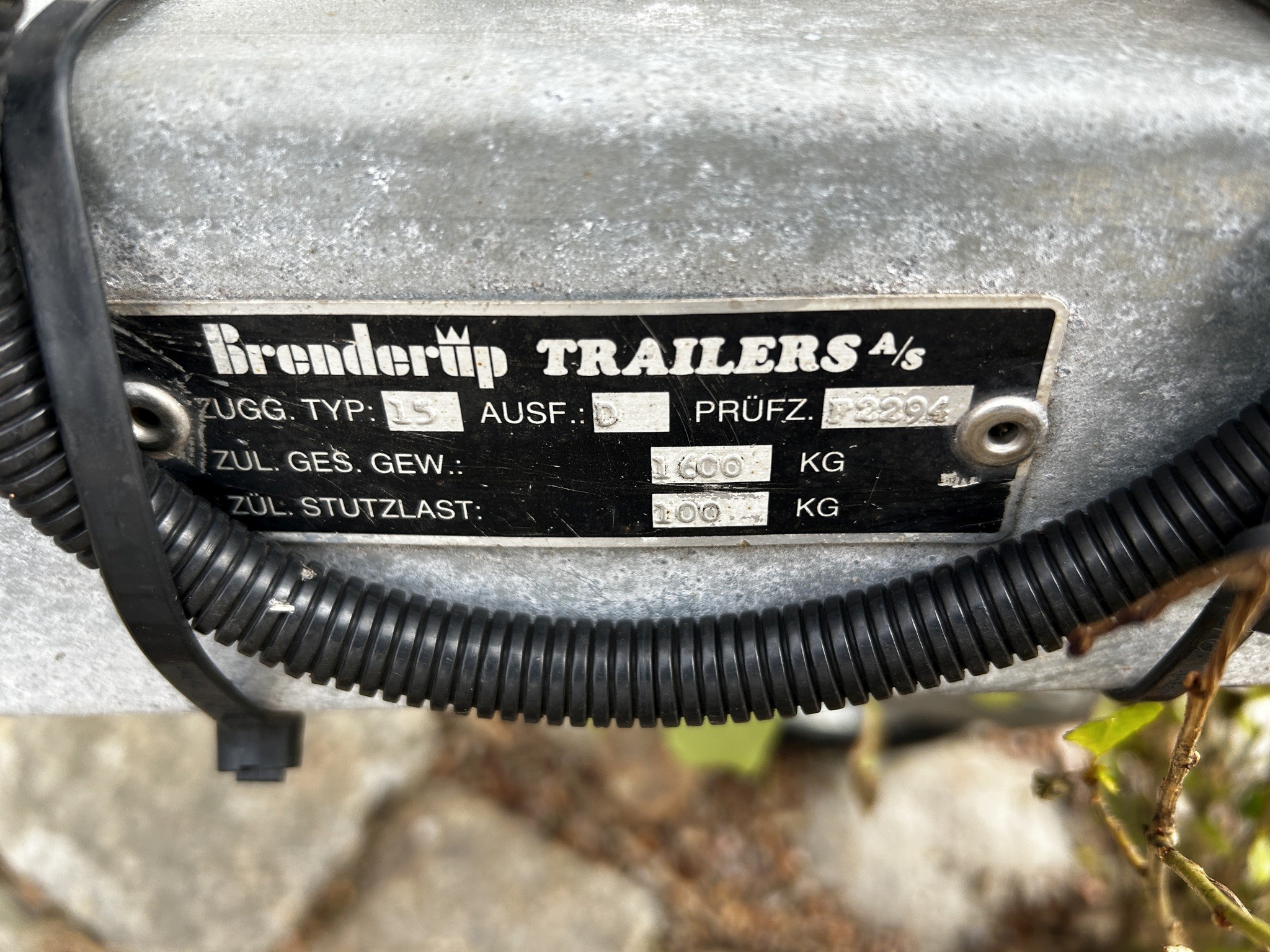 Oprema za delavnico/inštalatersko opremo z območja pristanišča-3