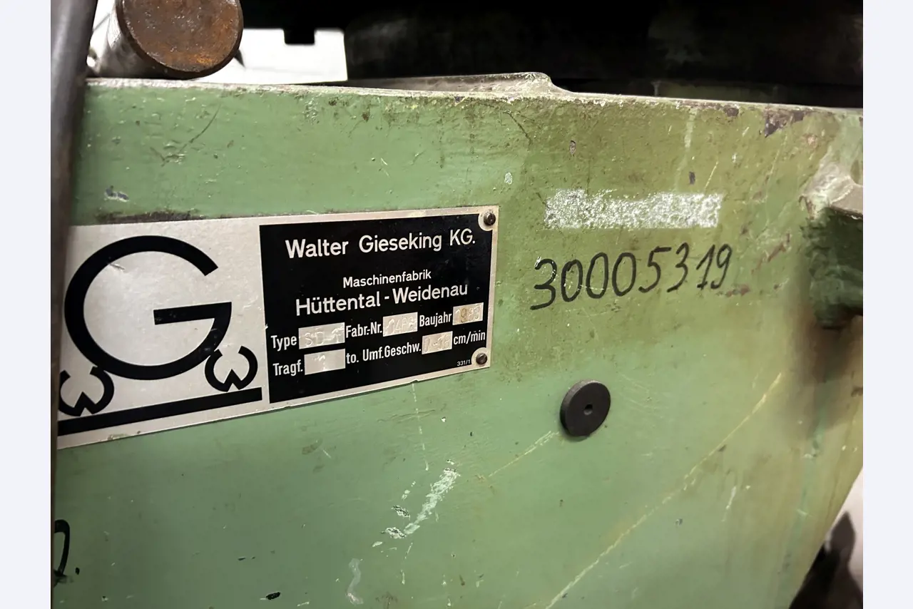 goed onderhouden technische uitrusting van het havengebied-4