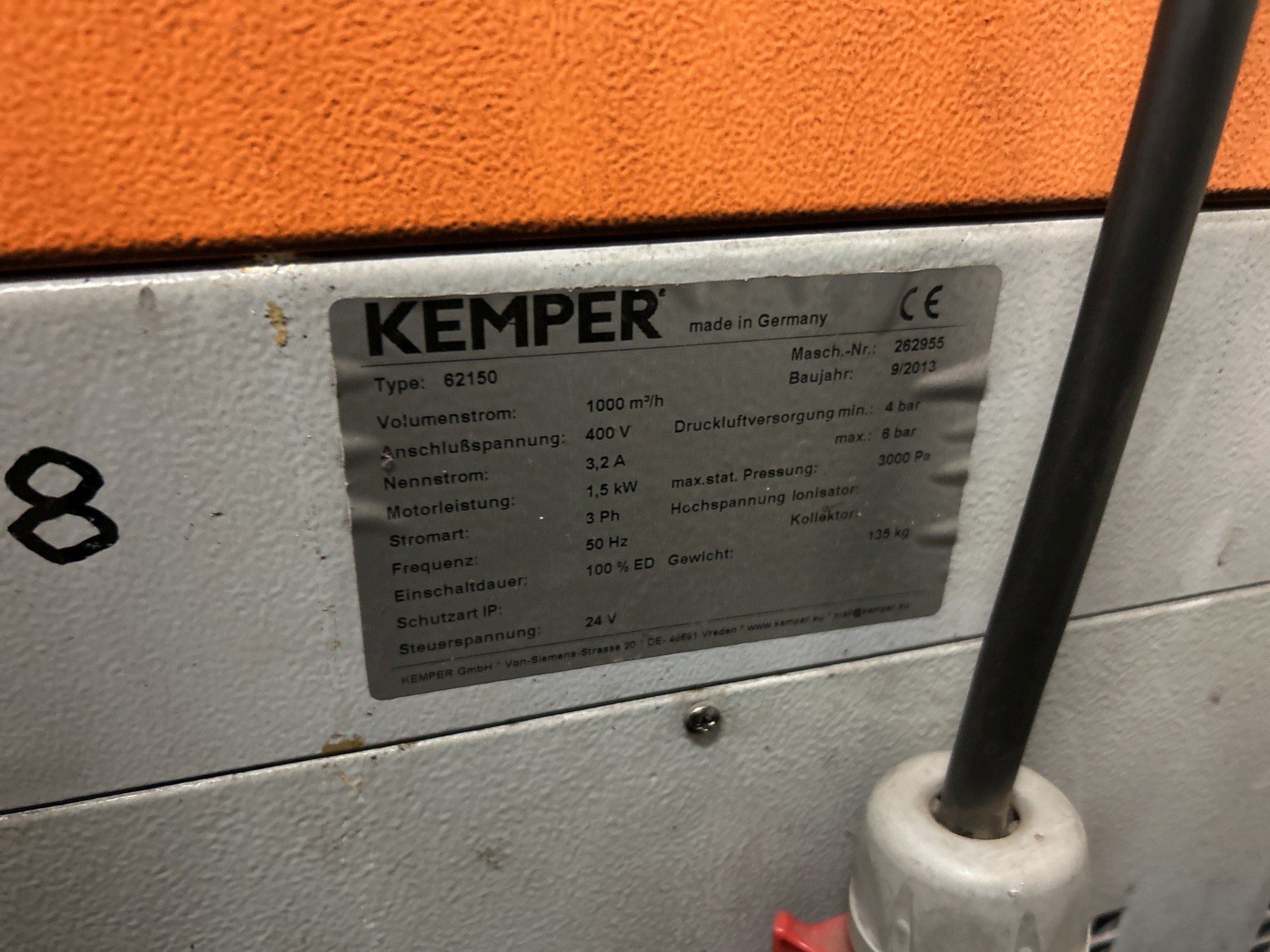 Equipos de taller y fontanería de la zona portuaria-5