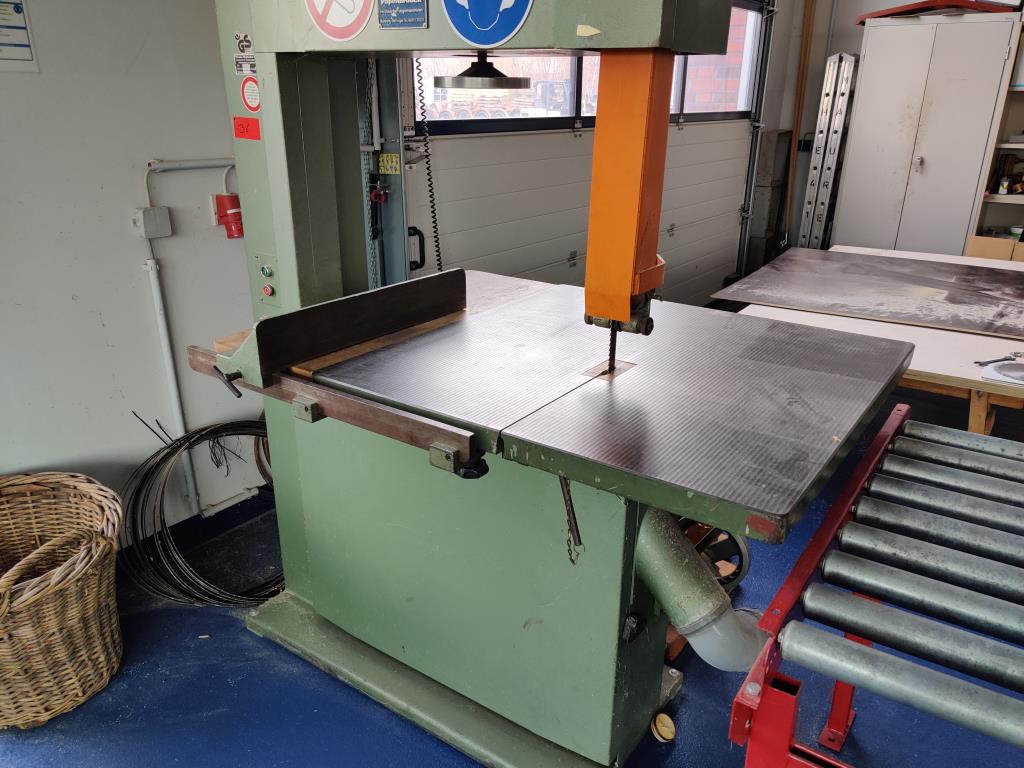 Equipos de taller y fontanería de la zona portuaria-6