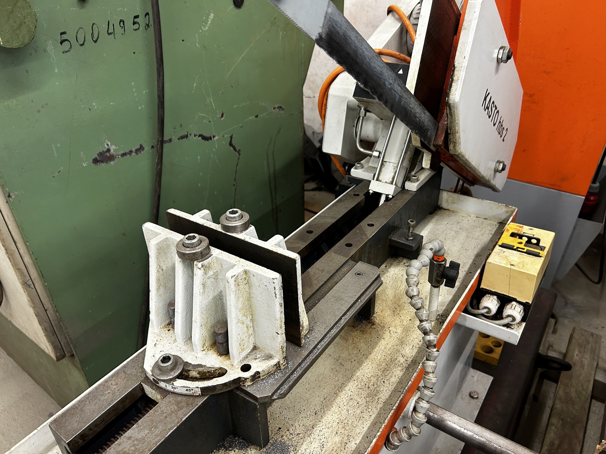 Werkstatt/ Klempnereinrichtung aus dem Hafenumfeld-5