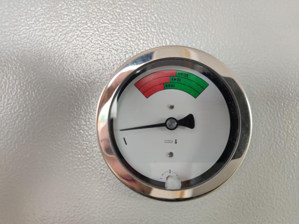 Werkstatt/ Klempnereinrichtung aus dem Hafenumfeld-8