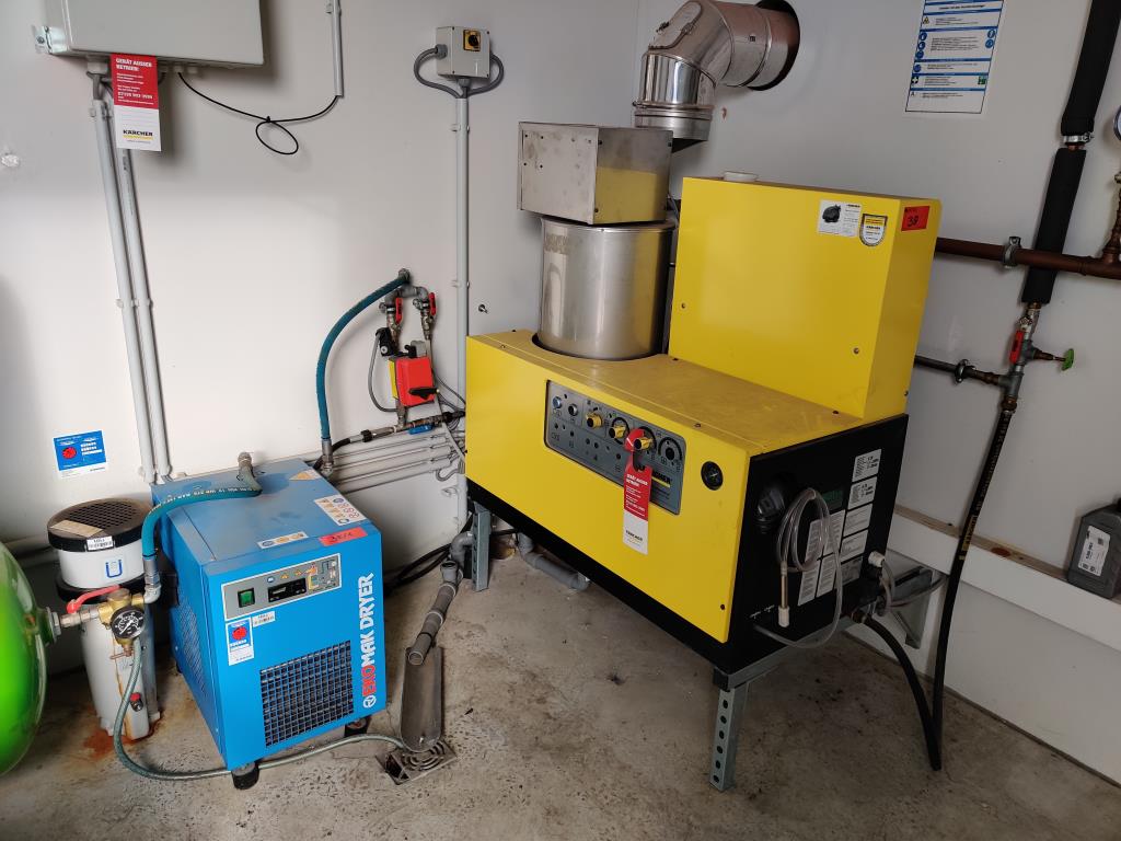 Wyposażenie warsztatowe/kanalizacyjne z terenu portu-19