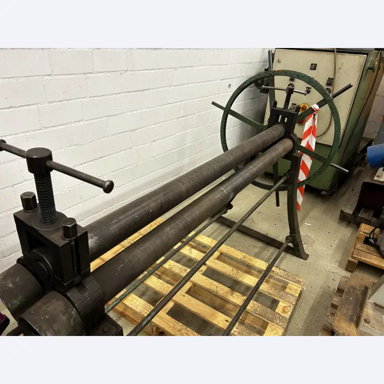 goed onderhouden technische uitrusting van het havengebied-2