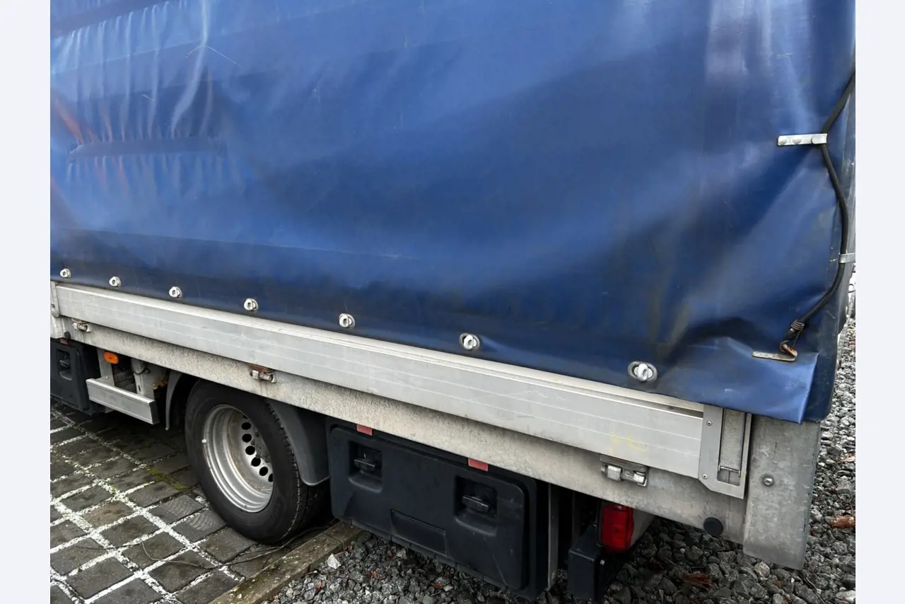 Werkstatt/ Klempnereinrichtung aus dem Hafenumfeld-10