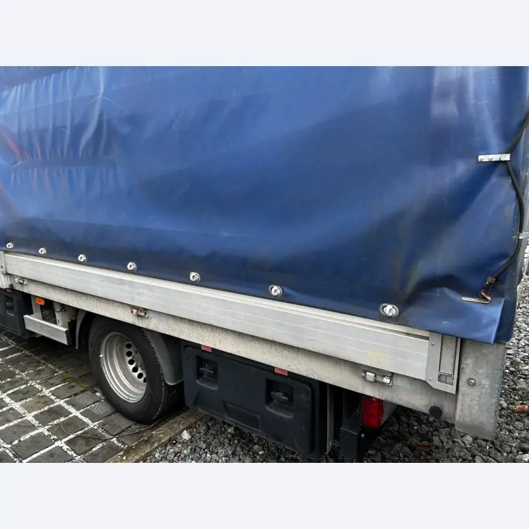 Werkstatt/ Klempnereinrichtung aus dem Hafenumfeld-10
