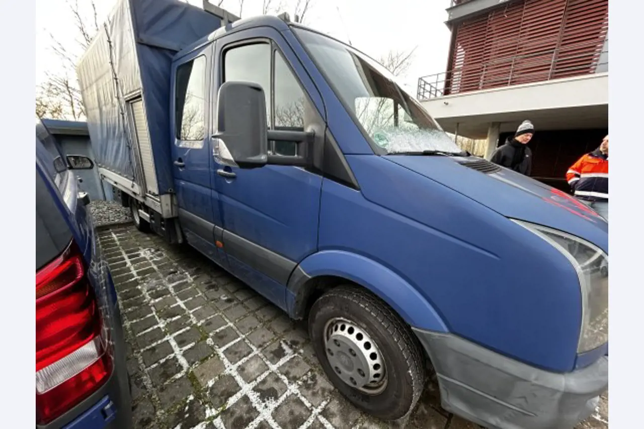 Working ship (direction finding boat) "Deepenschriewer IV" <br>and living barge "WS 3"-4