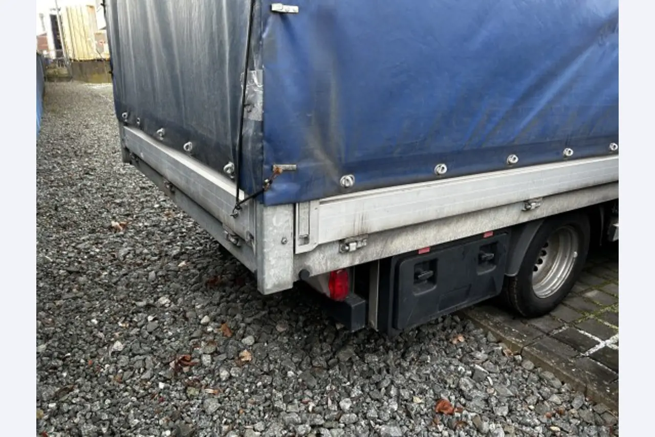 Working ship (direction finding boat) "Deepenschriewer IV" <br>and living barge "WS 3"-7