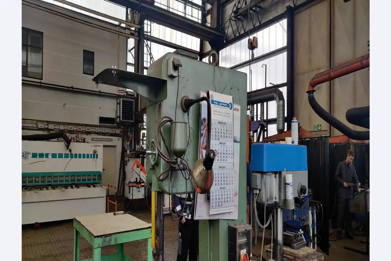 Workshop/plumbing equipment from the harbour area-10