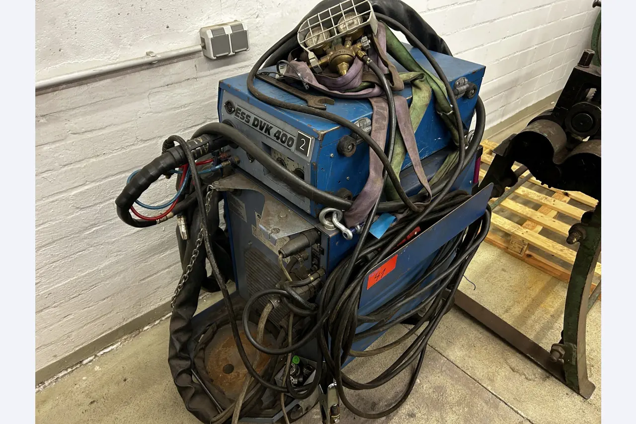 goed onderhouden technische uitrusting van het havengebied-1