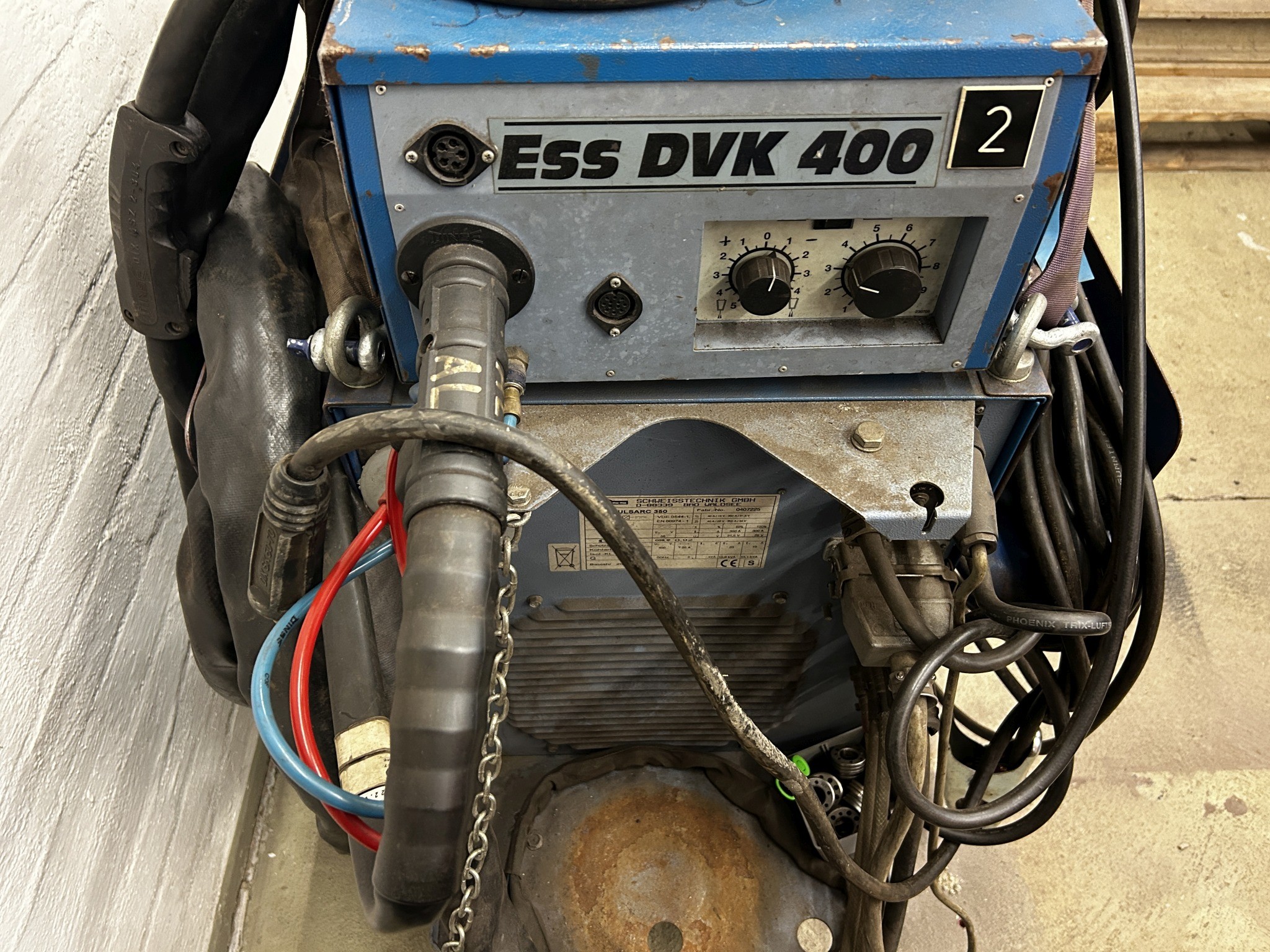 Equipos de taller y fontanería de la zona portuaria-2