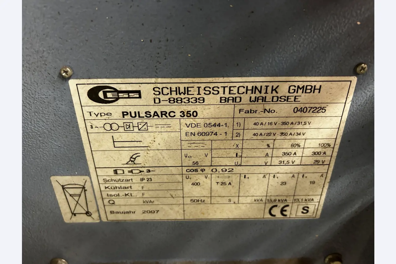 goed onderhouden technische uitrusting van het havengebied-3