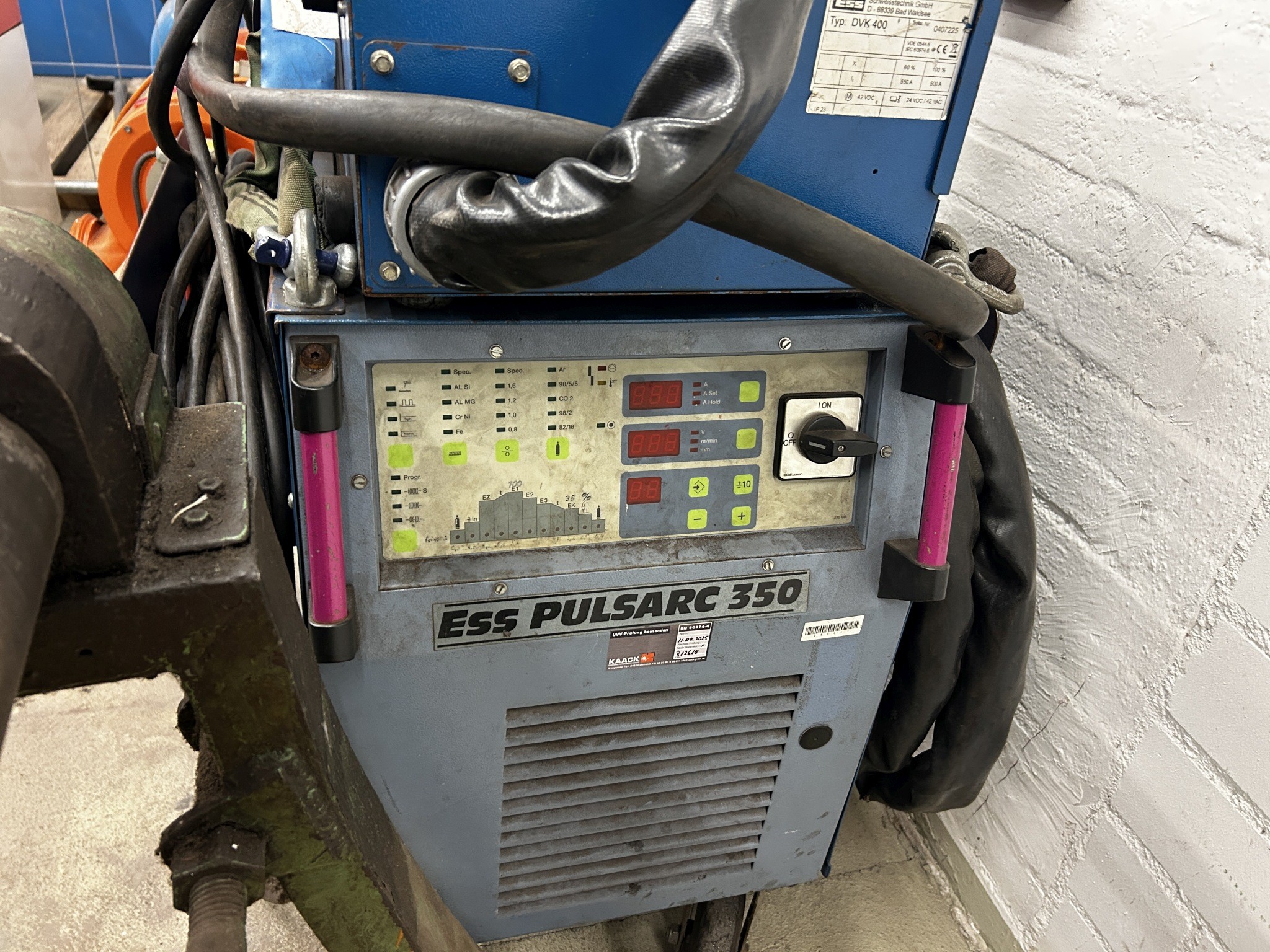 Equipos de taller y fontanería de la zona portuaria-7