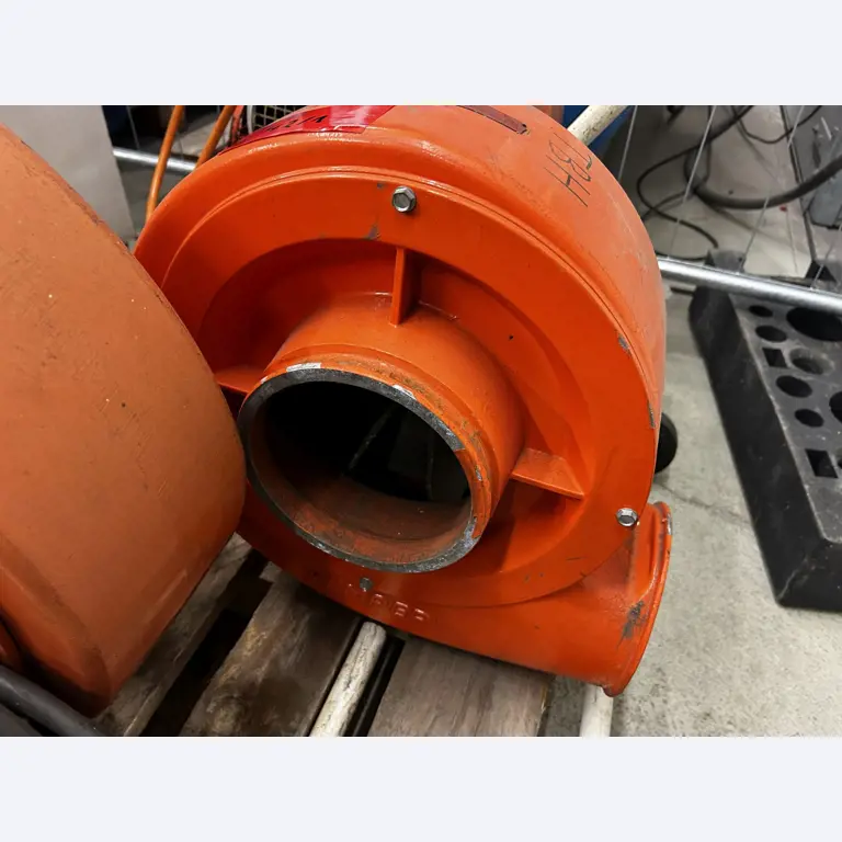 goed onderhouden technische uitrusting van het havengebied-2