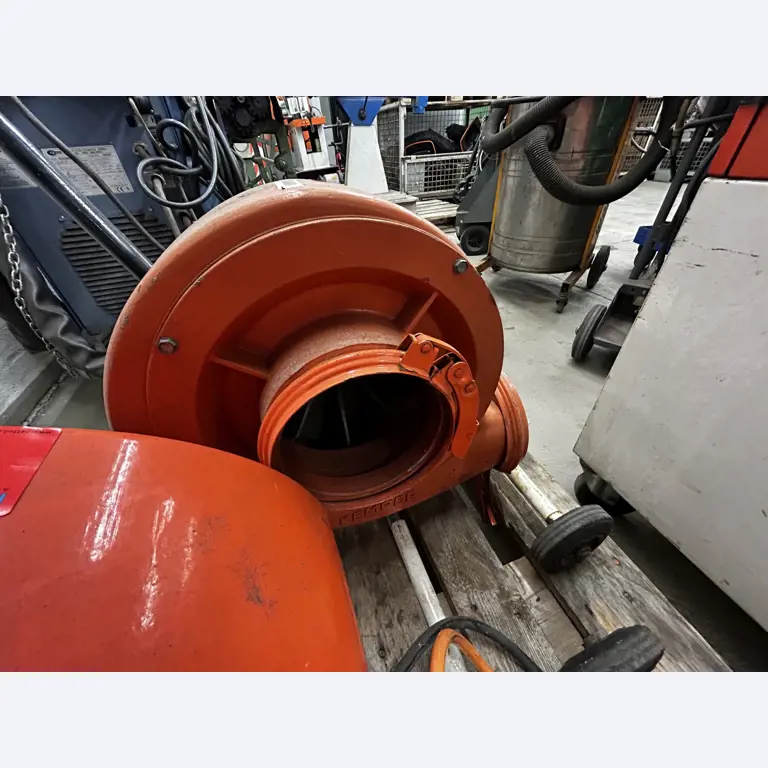 goed onderhouden technische uitrusting van het havengebied-4