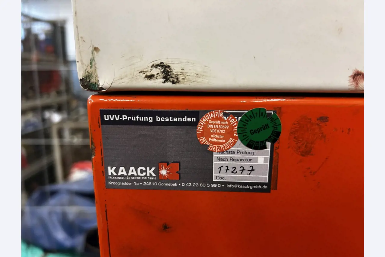 goed onderhouden technische uitrusting van het havengebied-3