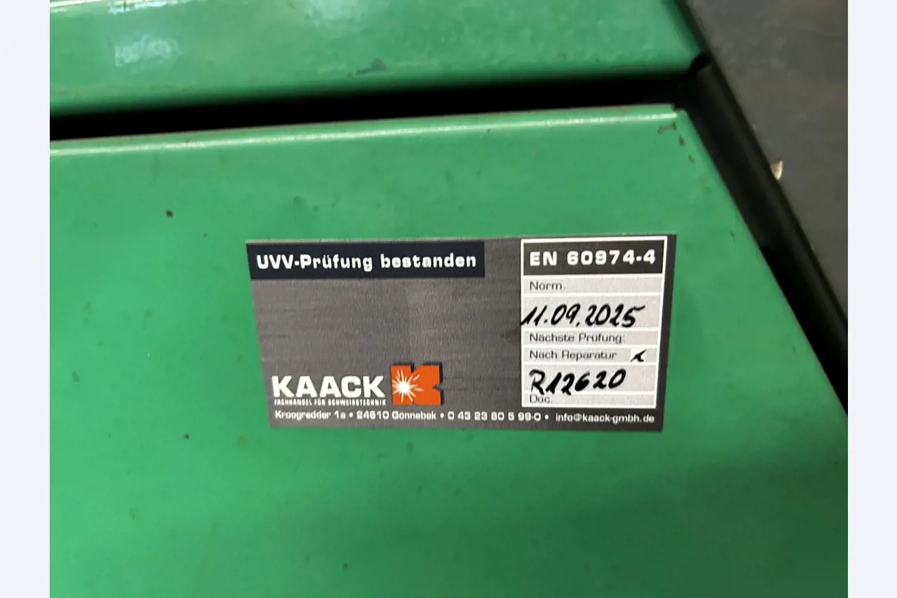 goed onderhouden technische uitrusting van het havengebied-6