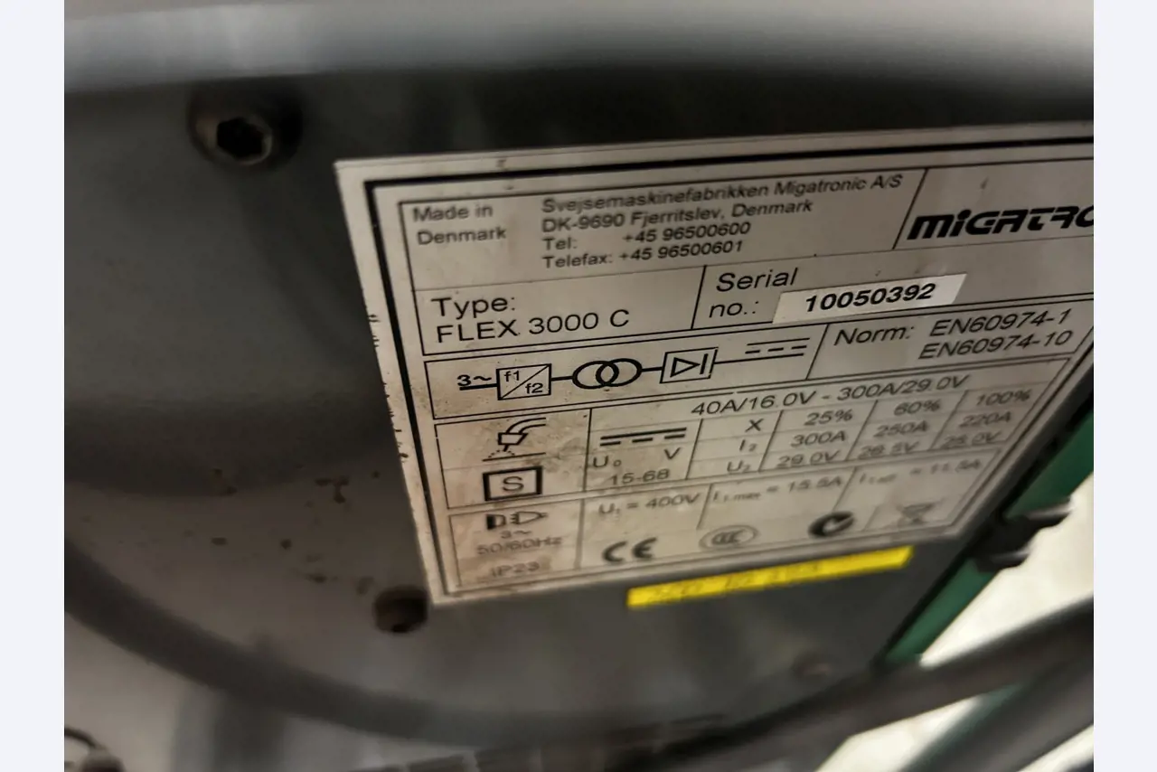 goed onderhouden technische uitrusting van het havengebied-7