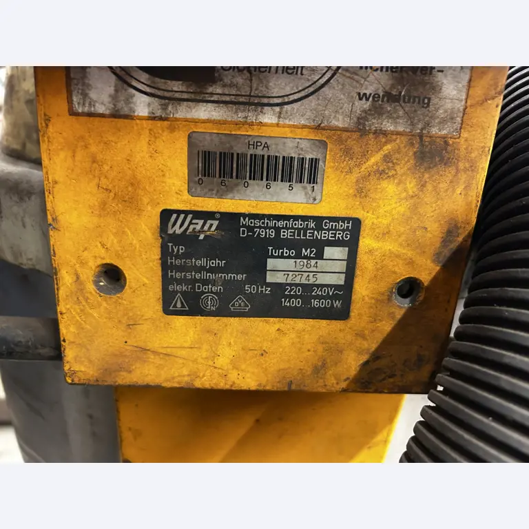 goed onderhouden technische uitrusting van het havengebied-2