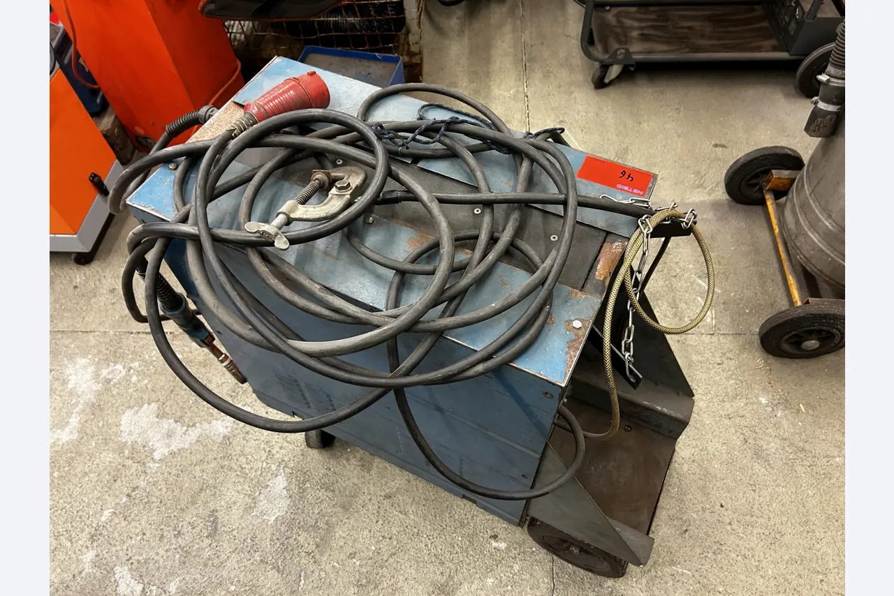 goed onderhouden technische uitrusting van het havengebied-4