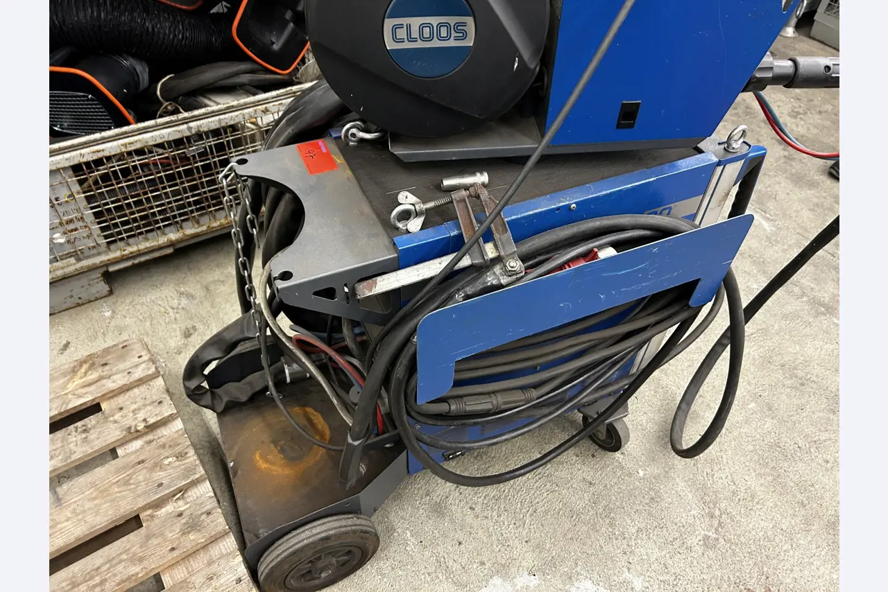 goed onderhouden technische uitrusting van het havengebied-2