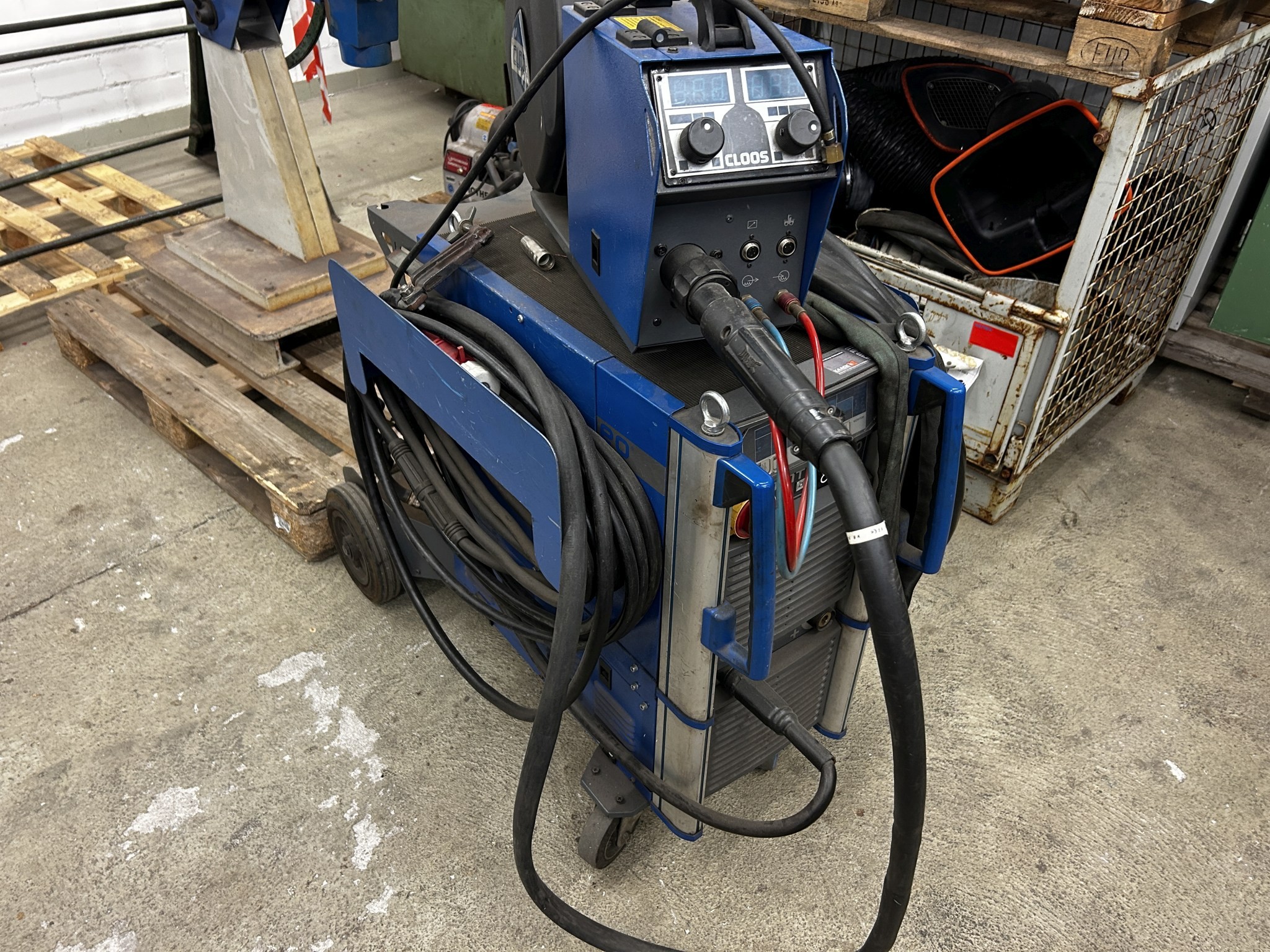 Technical equipment from the port environment-3