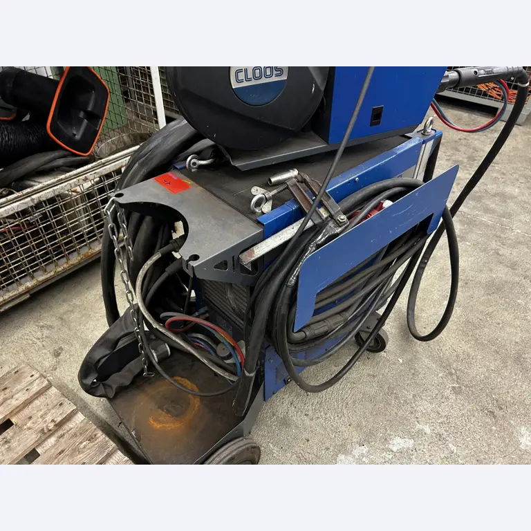 goed onderhouden technische uitrusting van het havengebied-7