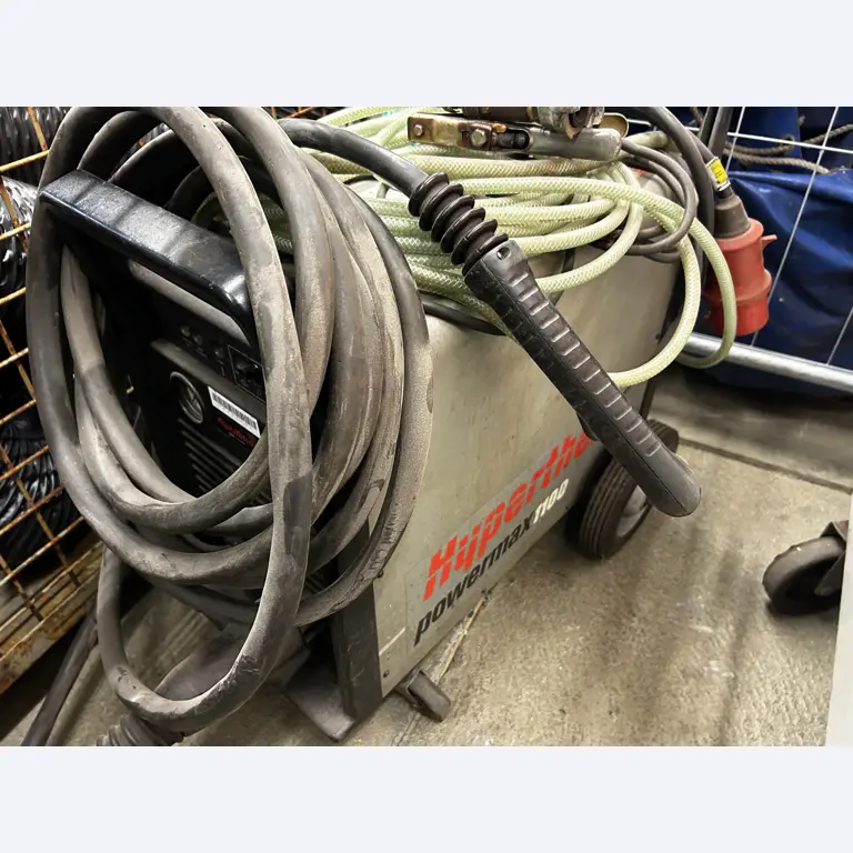 goed onderhouden technische uitrusting van het havengebied-3