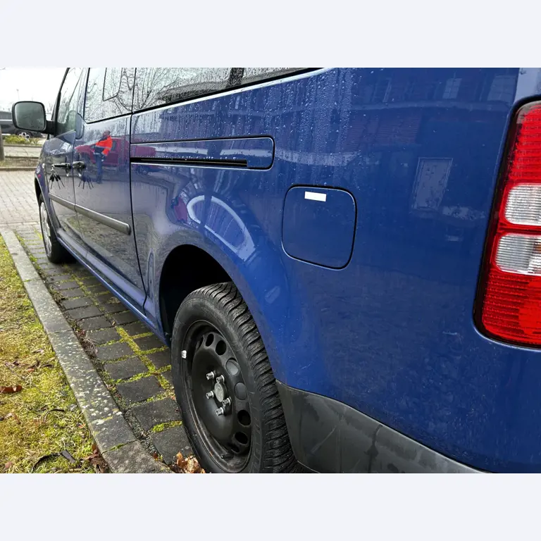 Werkstatt/ Klempnereinrichtung aus dem Hafenumfeld-11