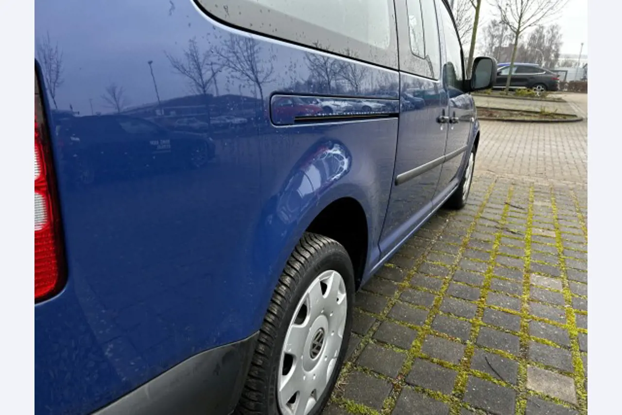 Working ship (direction finding boat) "Deepenschriewer IV" <br>and living barge "WS 3"-7