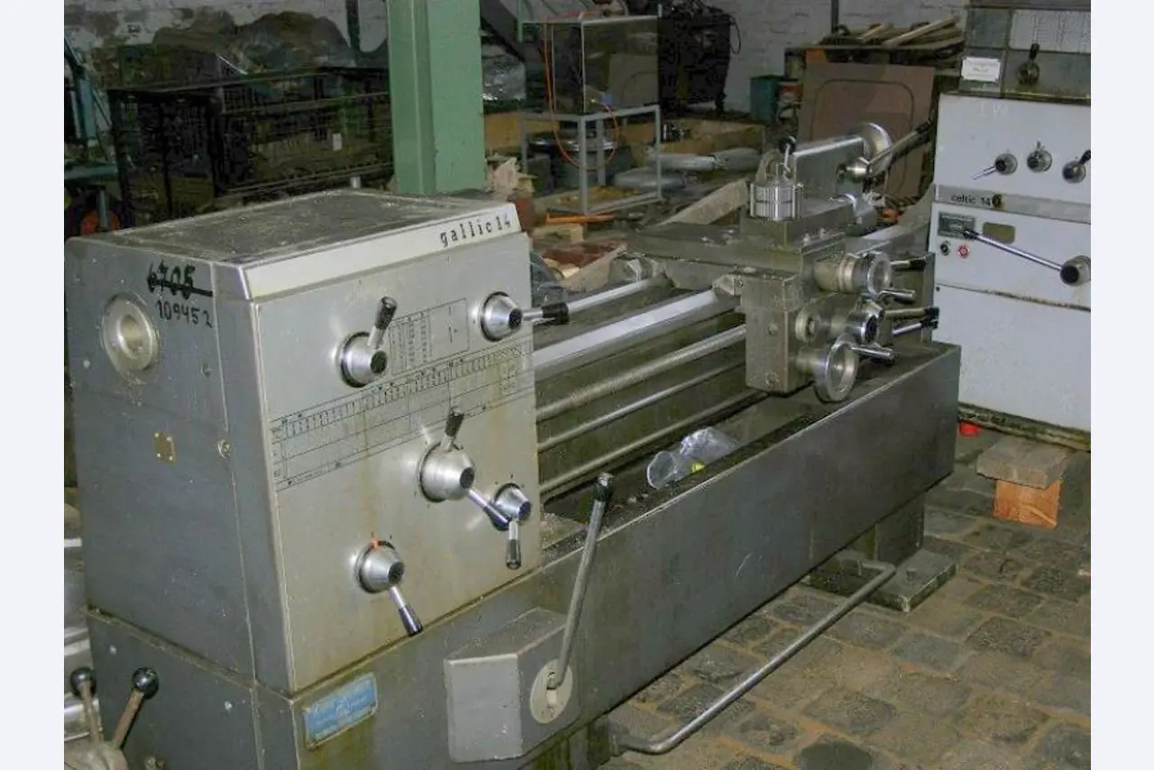 quebra-gelo/ rebocador motorizado bem conservado <br>"Hugo Lentz"-14