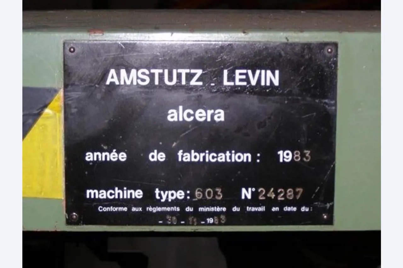 quebra-gelo/ rebocador motorizado bem conservado <br>"Hugo Lentz"-24