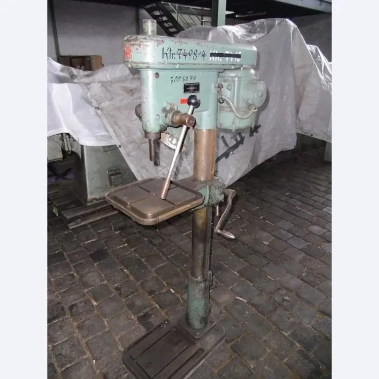 quebra-gelo/ rebocador motorizado bem conservado <br>"Hugo Lentz"-32