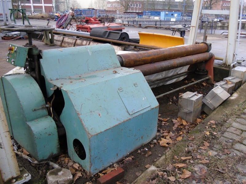 quebra-gelo/ rebocador motorizado bem conservado <br>"Hugo Lentz"-43