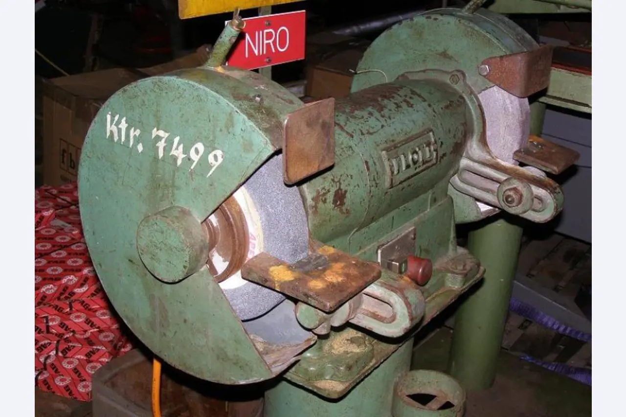 quebra-gelo/ rebocador motorizado bem conservado <br>"Hugo Lentz"-46