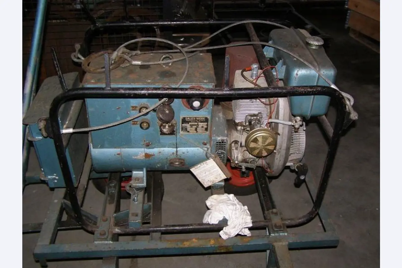 quebra-gelo/ rebocador motorizado bem conservado <br>"Hugo Lentz"-50