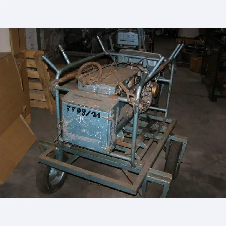 quebra-gelo/ rebocador motorizado bem conservado <br>"Hugo Lentz"-53