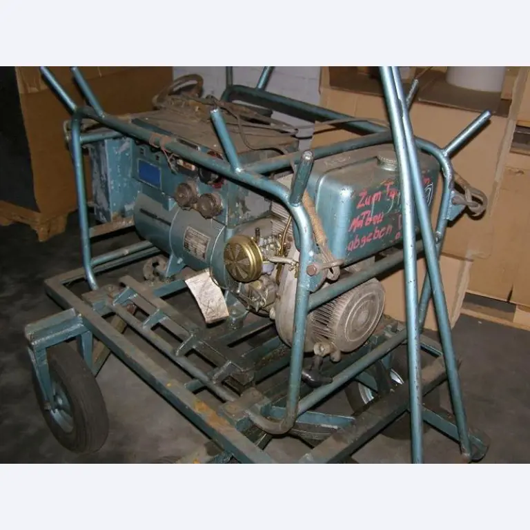 quebra-gelo/ rebocador motorizado bem conservado <br>"Hugo Lentz"-54