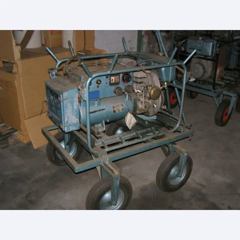 quebra-gelo/ rebocador motorizado bem conservado <br>"Hugo Lentz"-56