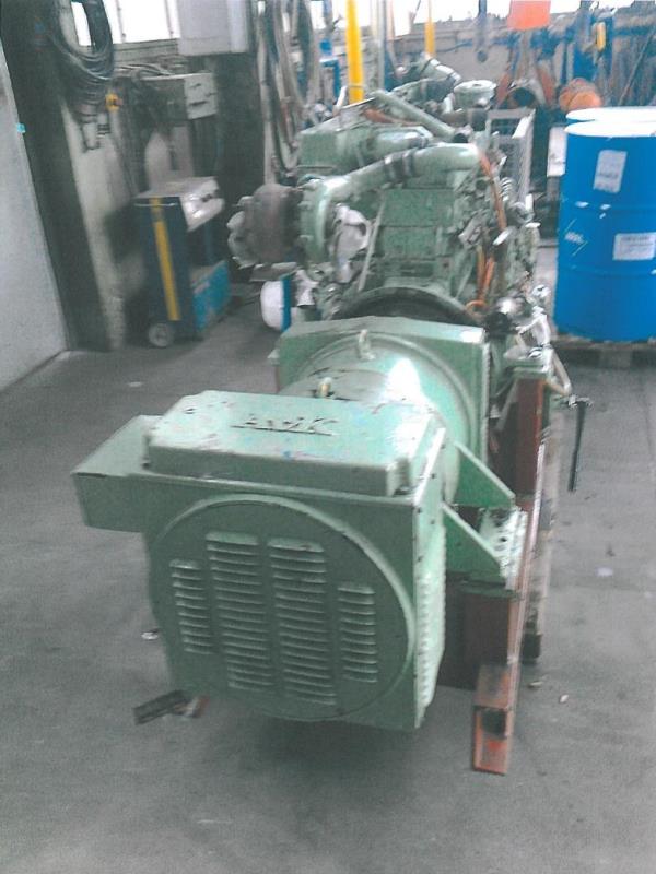 quebra-gelo/ rebocador motorizado bem conservado <br>"Hugo Lentz"-2