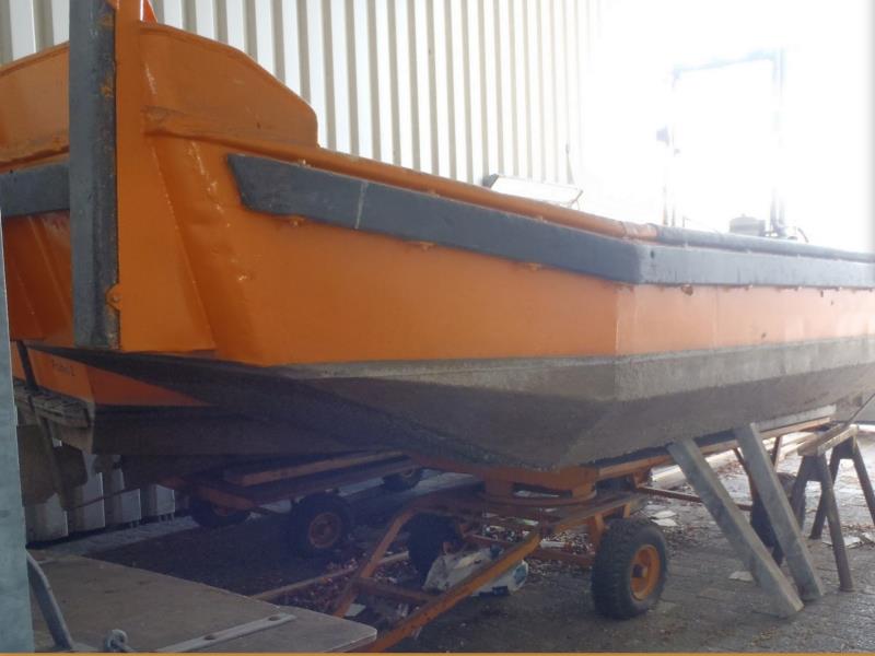 well-maintained Vessel Ice boat/ tug<br>"Hugo Lentz"-2