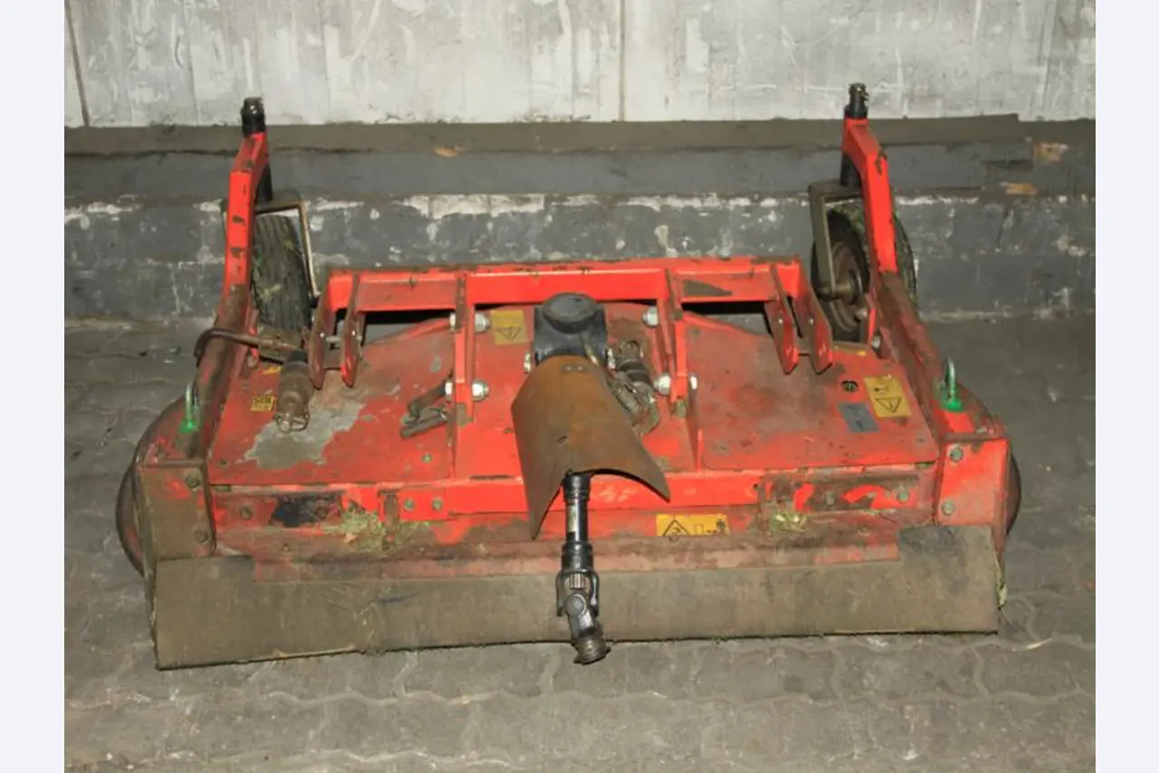 quebra-gelo/ rebocador motorizado bem conservado <br>"Hugo Lentz"-5