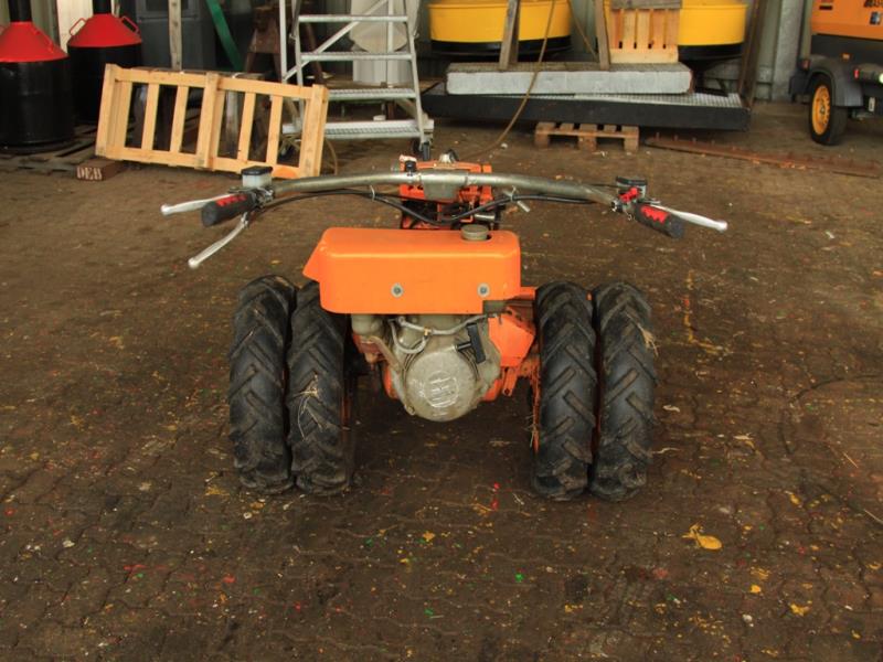 quebra-gelo/ rebocador motorizado bem conservado <br>"Hugo Lentz"-4