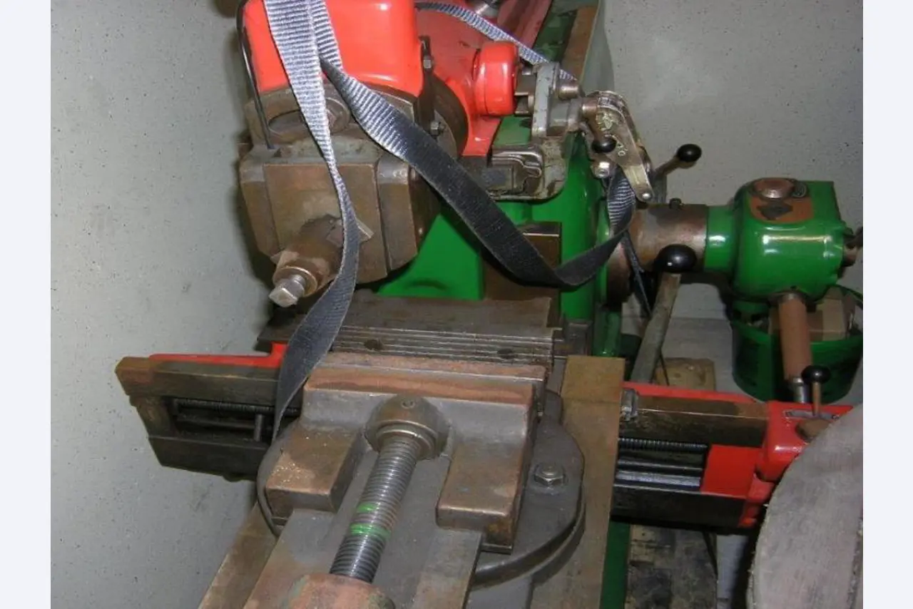 gepflegter Eisbrecher/ Motorschlepper <br>"Hugo Lentz"-3