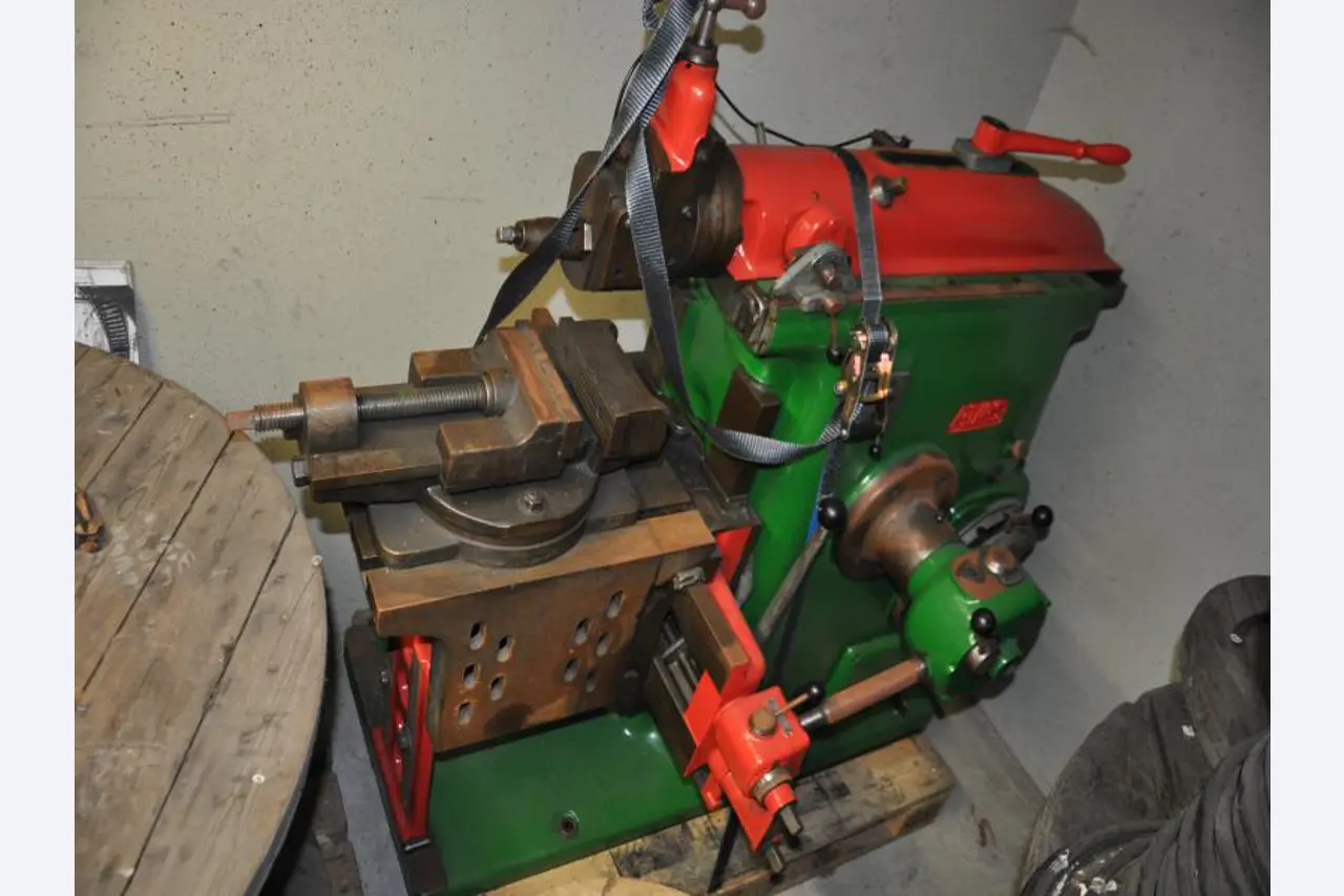 gepflegter Eisbrecher/ Motorschlepper <br>"Hugo Lentz"-8