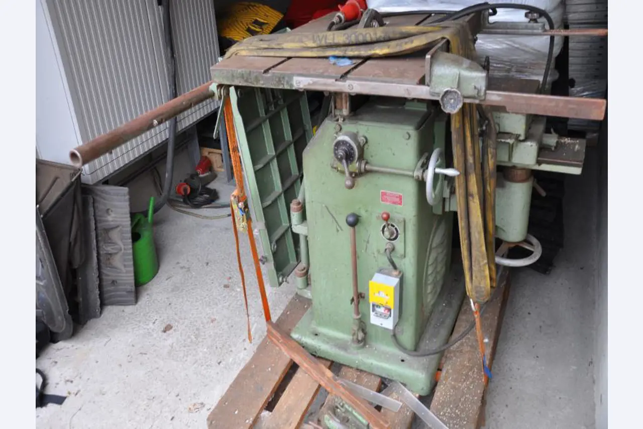 quebra-gelo/ rebocador motorizado bem conservado <br>"Hugo Lentz"-7