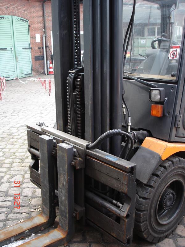 quebra-gelo/ rebocador motorizado bem conservado <br>"Hugo Lentz"-3