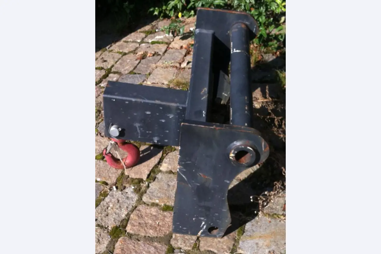 well-maintained Vessel Ice boat/ tug<br>"Hugo Lentz"-14