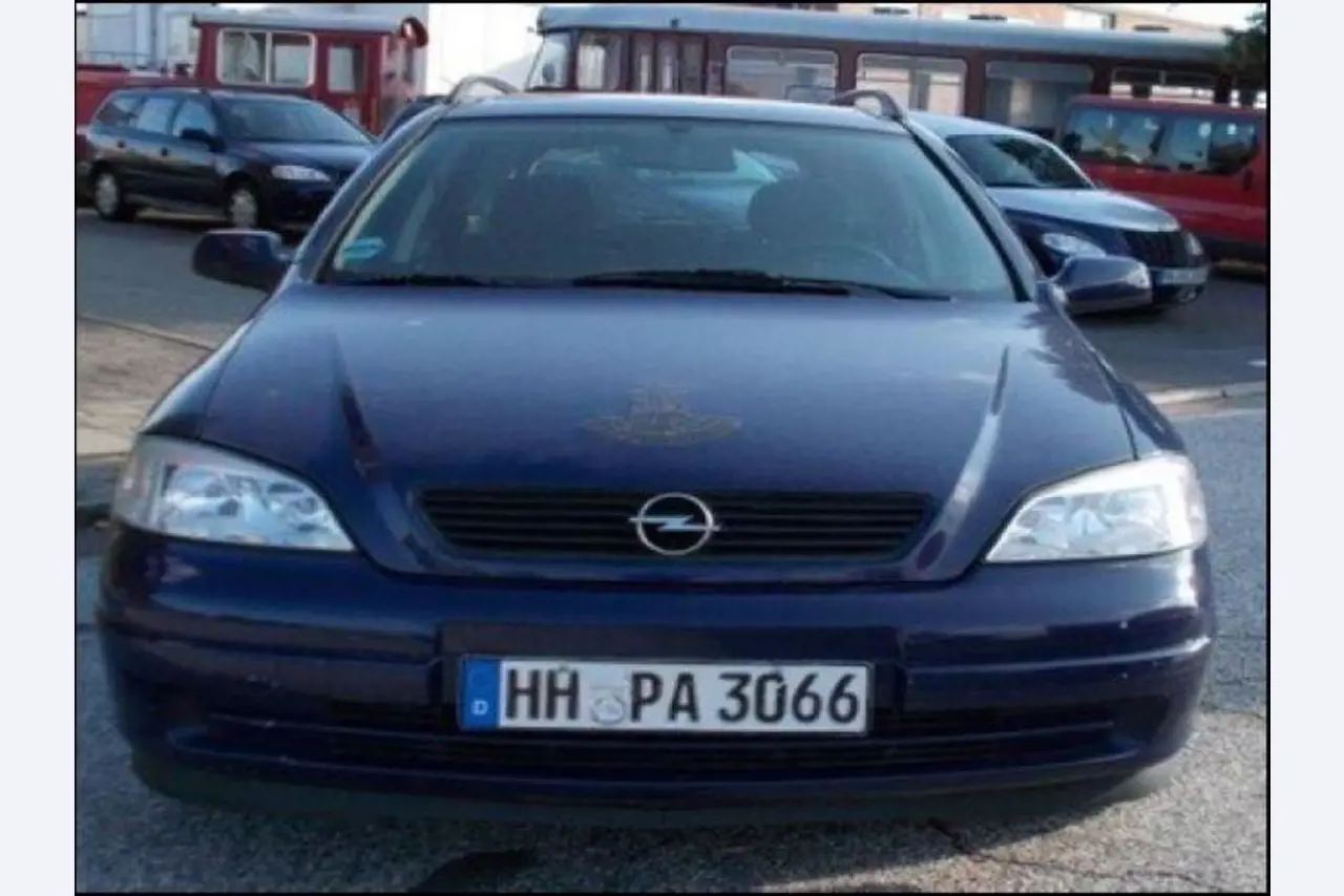 dobro vzdrževan ledolomilec/motorni vlačilec <br>"Hugo Lentz"-3