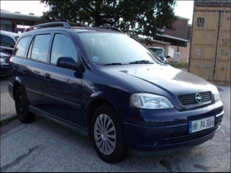 quebra-gelo/ rebocador motorizado bem conservado <br>"Hugo Lentz"-1